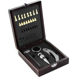 Set de vin si joc de sah in cutie lemn