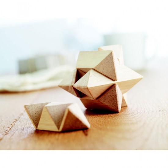 Joc de inteligenta forma stea Adrias Joc de inteligenta forma stea Adrias